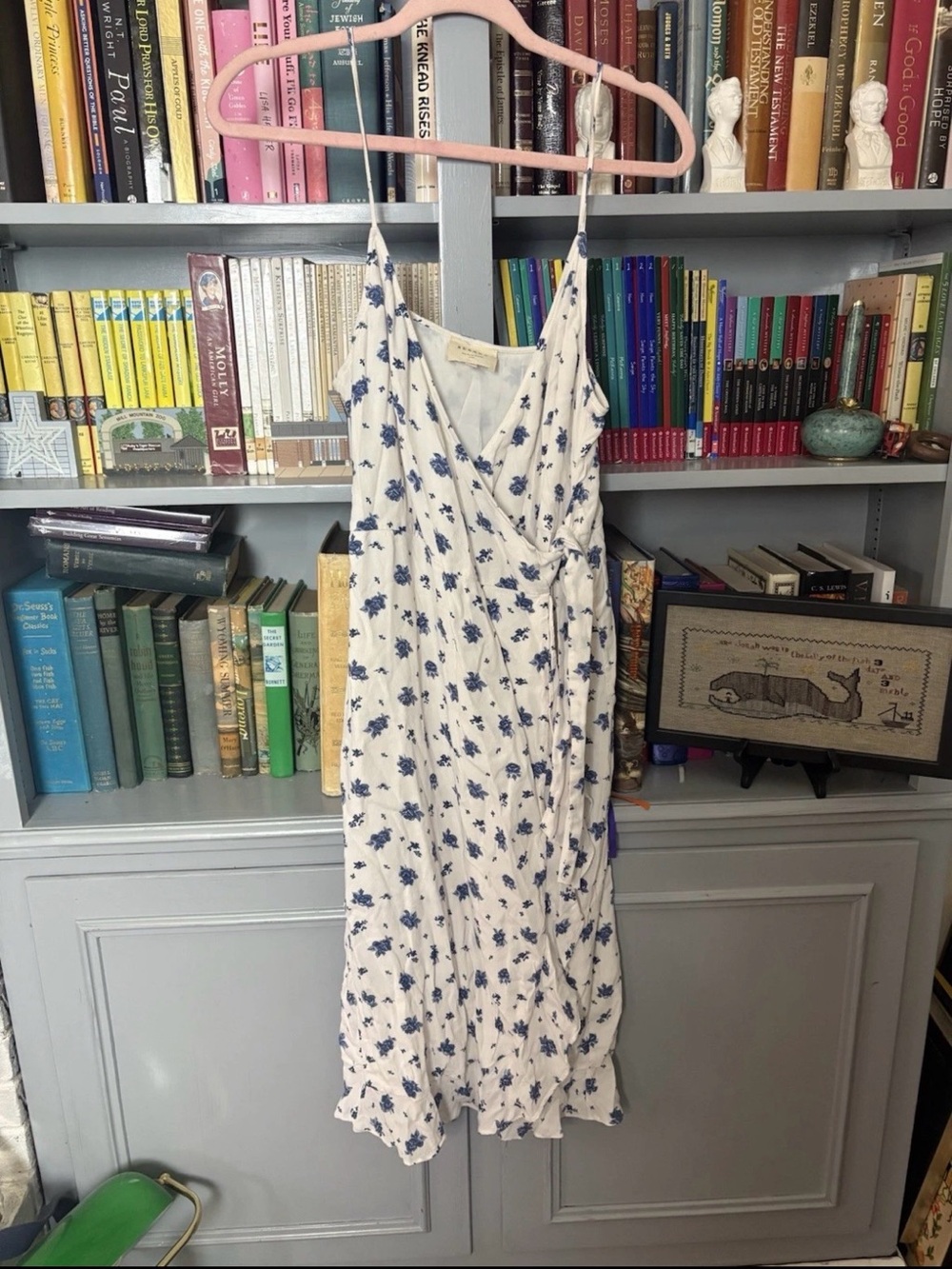Sezane GIANNA DRESS Blue Rose White Floral Wrap Dress Size 8 - Picture 2 of 5
